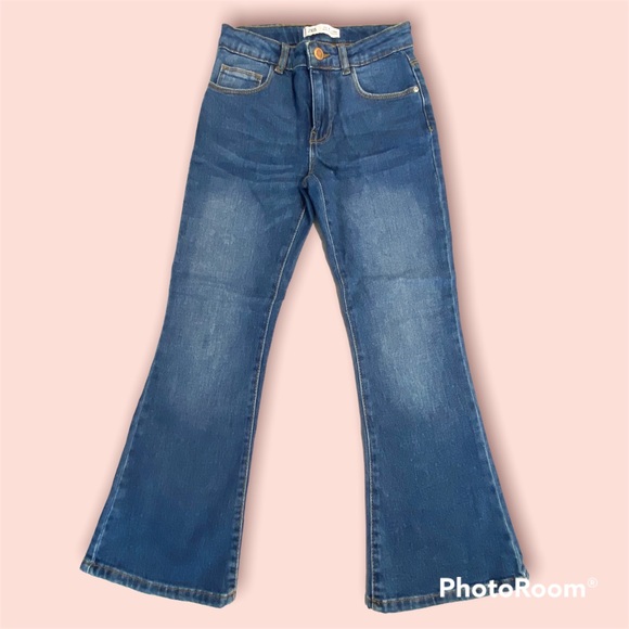 ZARA GIRLS FLARE JEANS BOOTS CUT JEANS SIZE 9 - Picture 1 of 4
